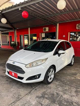 FORD FIESTA 1.6 SE HATCH 16V FLEX 4P POWERSHIFT